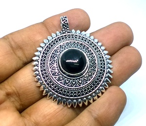 Collier pendentif en laiton, collier avec pierre d'onyx noir, offre spéciale - Product Image 3