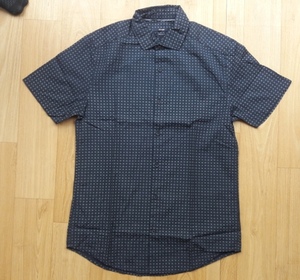 Camisa de algodón para hombre Excedente de exportación de marca de prendas listas para usar de Bangladesh para la temporada de primavera Stock de ropa - Product Image 1