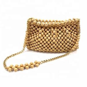 กระเป๋าลูกปัดไม้ - Product Image 1