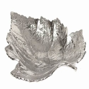 Tazón de Metal grande de hoja plateada de diseño moderno, mesa desechable, tazón de fruta seca decorativo para servir ensaladas y alimentos - Product Image 1