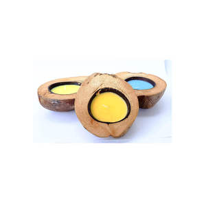 เทียนเปลือกมะพร้าวทำด้วยมือพร้อมแท่งขี้ผึ้งพาราฟินกลิ่นหอมดีไซน์แปลกใหม่สำหรับการตกแต่งวันหยุดและคริสต์มาส - Product Image 4