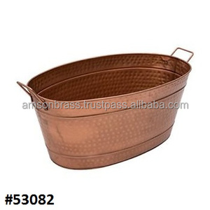 Conception martelée en métal Baignoire de refroidissement de boissons Baignoire à vin en métal Boisson Seau à glace ovale en métal de haute qualité - Product Image 1