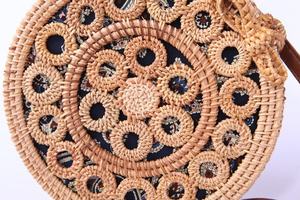 Vietnam fait à la main Vintage rotin naturel sac de plage dames femmes paille sacs à bandoulière filles bambou sac à main amour chaud Souvenir - Product Image 5