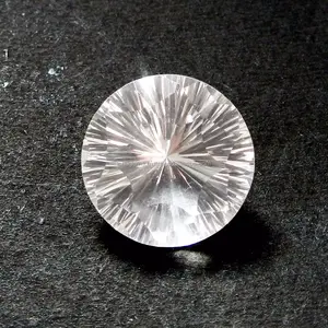 Doğal kristal kuvars 18mm içbükey yıldız kesim 17.70 cts gevşek taş yapımı için değerli taş