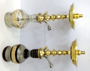 Farida Luxury Egyptian Mini Cachimba hecha a mano de latón macizo con bandeja de fundición de pulso pesado y jarrón de vidrio - Product Image 5