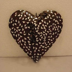 Ornements d'étoile de Noël en métal hautement finis Finition en mosaïque de maison festive en forme de coeur pour une utilisation suspendue - Product Image 1