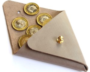 Monedero Vintage de Cuero Estilo Cubo con Cierre de Cordón - Product Image 3