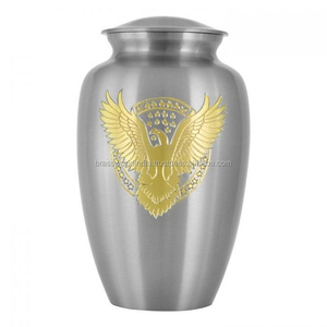 Urna Funeraria de Latón Plateado Estilo Americano para Cremación de Adultos por Brassworld India FU-232 - Product Image 1