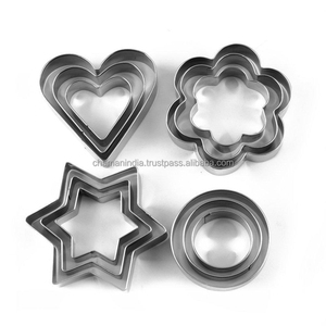 Ensemble d'emporte-pièces en acier inoxydable - Product Image 1