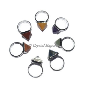 Ensemble d'anneaux, 7 chakras, en forme de pyramide - Product Image 1
