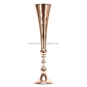 Small <b>Gold</b> Mejastic Flower <b>Vase</b> - Product Image 6