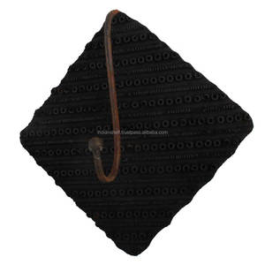 Ganchos para colgar de tela de madera y hierro de nuevo lanzamiento hechos a mano, color negro, 2017 - Product Image 1