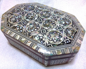 Boîte à bijoux en mosaïque égyptien, bibelot mère de la perle, boîte à bijoux en bois - Product Image 1