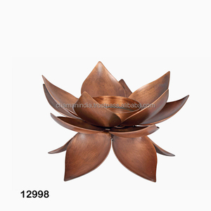 Support de lumière de thé de fleur antique de fer en métal - Product Image 1