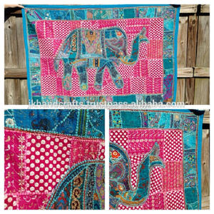 Tapisserie d'éléphant patchwork vintage Tenture murale patchwork brodé indien - Product Image 2