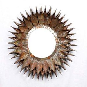 METAL <b>DECORATIVE</b> <b>WALL</b> <b>MIRROR</b> MAKEUP <b>MIRROR</b> - Product Image 4