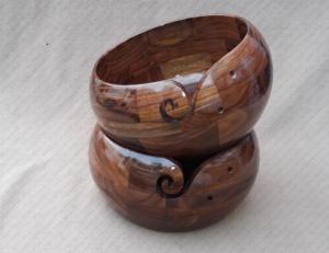 Cuenco de hilo de madera para juntas Sheesham de alta calidad a la venta al mejor precio, cuencos de hilo portátiles con tapa, accesorios de tejer de AYAANS - Product Image 3