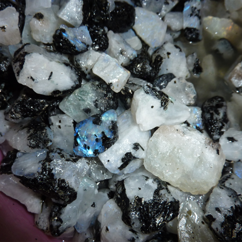 WHITE WITH BLUE FLASH