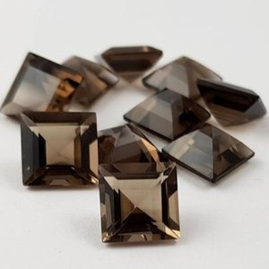 6 มม.ควอตซ์ธรรมชาติ Smoky เจ้าหญิงตัดสอบเทียบจํานวนมากหลวมราคาอัญมณีผู้ผลิตซื้อร้านค้าออนไลน์ตอนนี้หินสําหรับเครื่องประดับทํา - Product Image 1