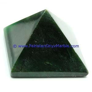 Pirámide de JADE de nefrita, piedra verde NATURAL pulida - Product Image 4