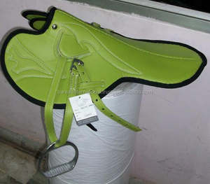 Selles de course de chevaux en cuir et synthétique disponibles - Product Image 5