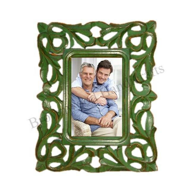 สีเขียว