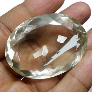 Cristal de Cuarzo Natural con Corte Ovalado Facetado, Piedra Preciosa Grande - Product Image 1