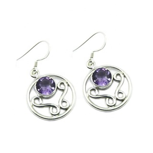 Vente en gros de boucles d'oreilles en argent sterling 925 avec améthyste et pierres précieuses plaquées or faites à la main fournisseur direct pour les mariages et les fêtes - Product Image 1