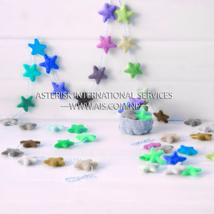 Decorative Felt Heart Valentine Garlands Eco-friendly <b>House</b> Wall Decor Heart Shape/Small Balls Handmade Felt Garland - Product Image 6