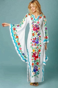 Robe longue maxi standard à manches longues en broderie complète de qualité supérieure au design vintage pour femmes Cadeau pour elle Vente en gros - Product Image 3