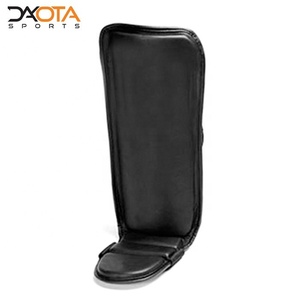 Espinillera con logotipo personalizado de Muay Thai, equipo de protección de cuero PU, Protección deportiva, espinillera con logotipo personalizado de Muay Thai - Product Image 3