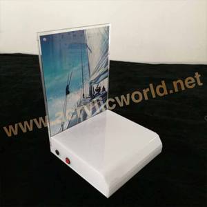 OEM เคาน์เตอร์อะคริลินำขวดน้ำหอมยืนแสดงสำหรับบาร์ - Product Image 6