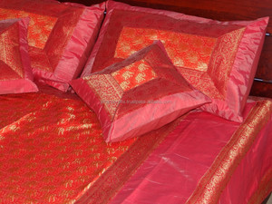 Colcha de seda de la India con brocado de elefante - Product Image 3