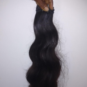 Tissage de cheveux bruts.100 % 12Aunprocess Remy tissage de cheveux humains de l'Inde. Tissage de cheveux sans perte et sans enchevêtrement - Product Image 1