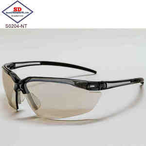 Lunettes de sécurité de marque SD conformes aux normes ANSI Z87.1 CE EN166 Modèle S0204-NT Couleur injectée Haute qualité Protection des yeux Fabriqué à Taïwan - Product Image 2