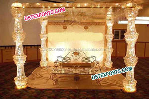 Mandap de Cristal con Fibra Dorada para Bodas Indias, Decoración Moderna para Bodas, Fabricante de Mandaps, Nuevo Hampshire, Nuevo México - Product Image 5