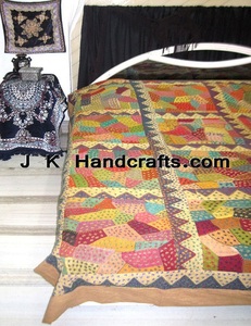 Ropa de cama de marca bordada - Product Image 1