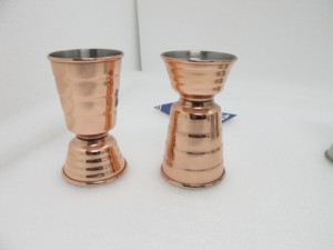 Dosificador de Bebidas Metálico Moderno con Acabado Arcoíris, Herramienta de Bar para Cócteles, Reutilizable - Product Image 5