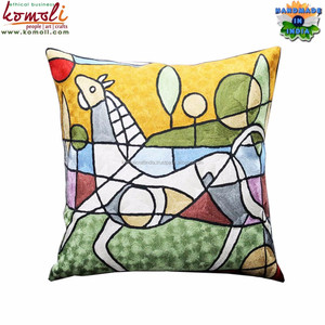 Funda de Cojín Bordada a Mano con Diseño de Búho, Estilo Picasso - Product Image 3