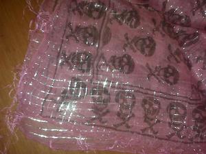 Bufanda ligera de algodón con estampado de calavera para la temporada de otoño de las niñas chal y bufandas tradicionales - Product Image 6