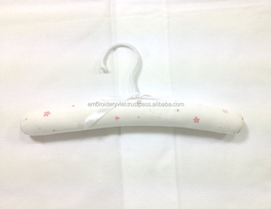 Cintres pour bébés, deux pièces, accessoires pour vêtements de bébé - Product Image 4