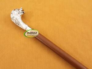 Bastón plegable de madera de Estilo vintage tallado a mano y calidad Premium, bastón para caminar con mango de León de diseño - Product Image 4