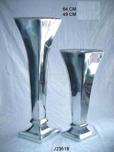 Jarrón de Aluminio Pulido con Forma de Paralelogramo, También Disponible en Acabado Mate, Níquel y Níquel Rugoso - Product Image 6