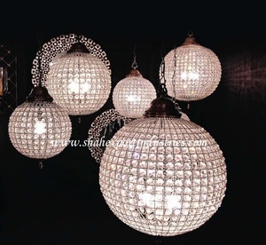 Design classique suspendu boules de cristal contemporain pendentif en or luminaire de plafond pour salle à manger fabriqué à la main - Product Image 6