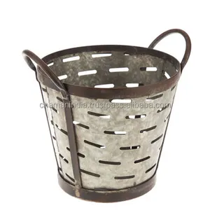 Vintage Métal D'olive Seau - Product Image 1