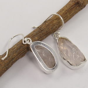 คอลเลกชันพิเศษใหม่925เงินสเตอร์ลิงธรรมชาติโรสควอตซ์หยาบอัญมณีใหญ่ต่างหูผู้หญิง - Product Image 2