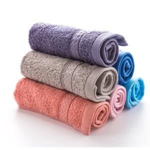 Serviette de bain éponge serviette de bain de couleur unie en coton doux et durable 100% OEM serviettes d'invité de haute qualité à un prix abordable - Product Image 3