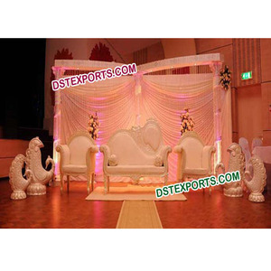 Nueva boda Royal Crystal Stage Modern Wedding Stages Crystal Wedding Stages Trending Stage Decor Setup Australia Setup Decor - Product Image 1