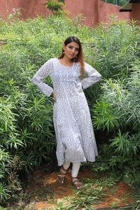 ชุดสูทลายดอกไม้พิมพ์ลายดอกไม้สำหรับผู้ใหญ่ชุดกระโปรงผ้าฝ้ายสไตล์ชนเผ่าแขนยาวพิมพ์ลายดอกไม้ - Product Image 2