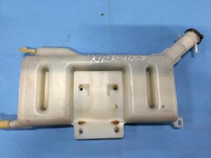 Radiador de camión ISUZU de segunda mano japonés, subtanque de radiador para venta al por mayor - Product Image 6